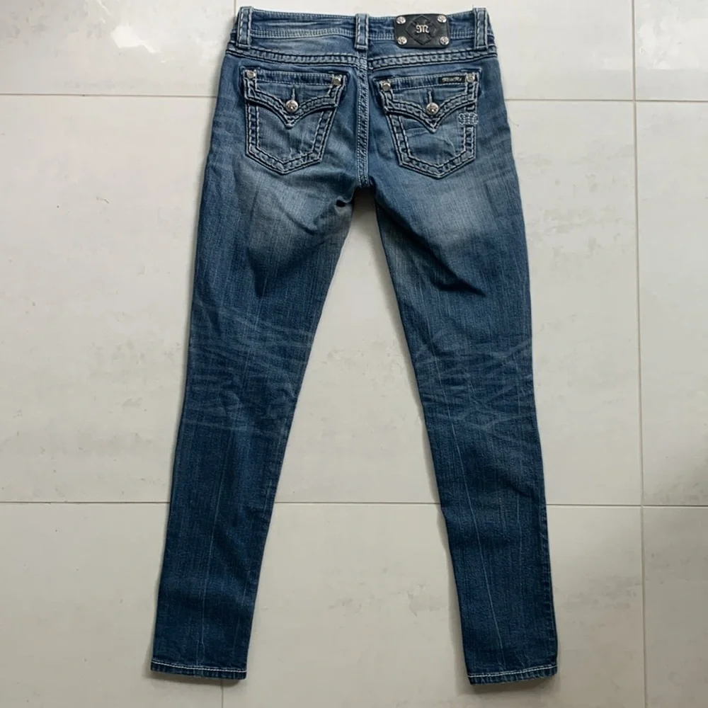 Signature skinny Miss Me med blue color jeans size 27 thick stitch low rise Y2K - Picture 12 of 12